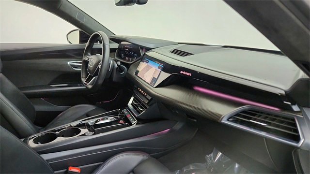 Used 2022 Audi RS e-tron GT w/ Carbon Performance Package image 22