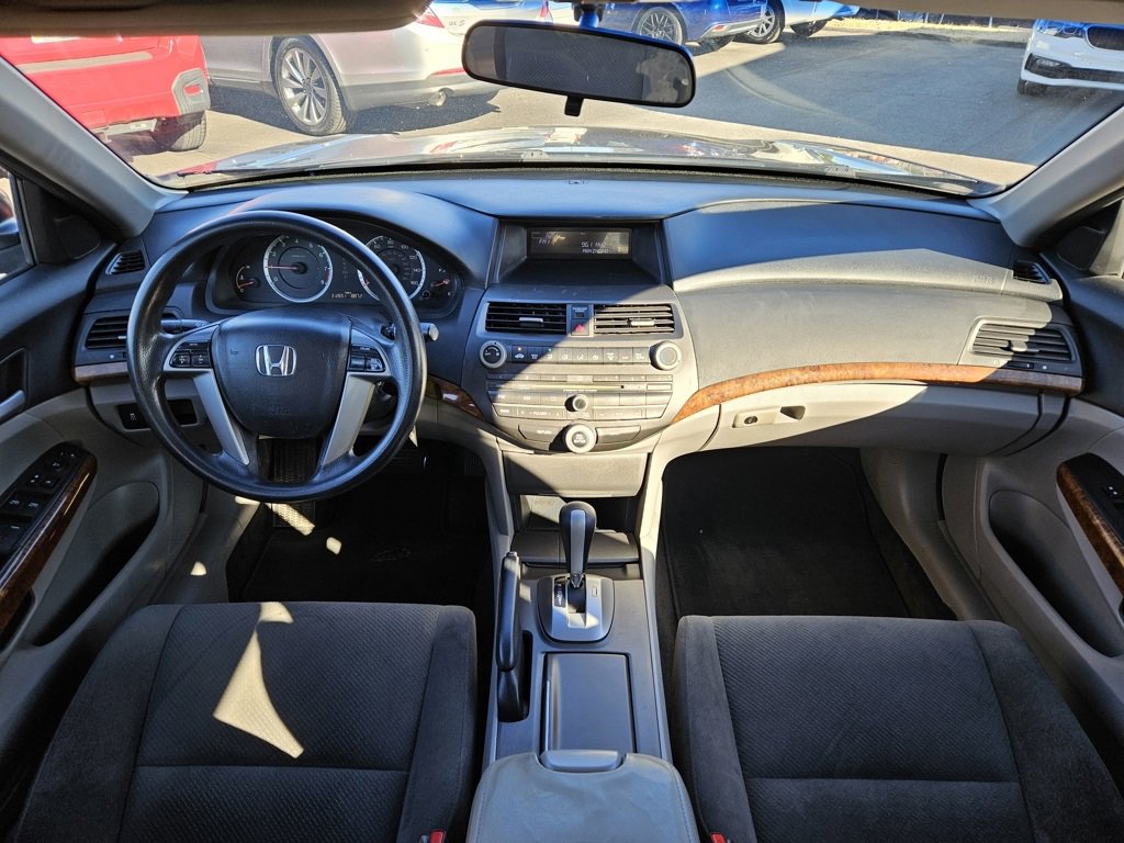 Used 2011 Honda Accord EX image 19