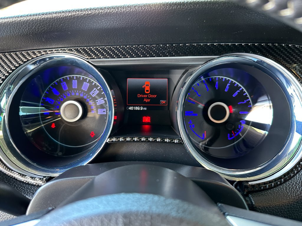 Used 2014 Ford Mustang GT Premium w/ Comfort Package RWD image 23