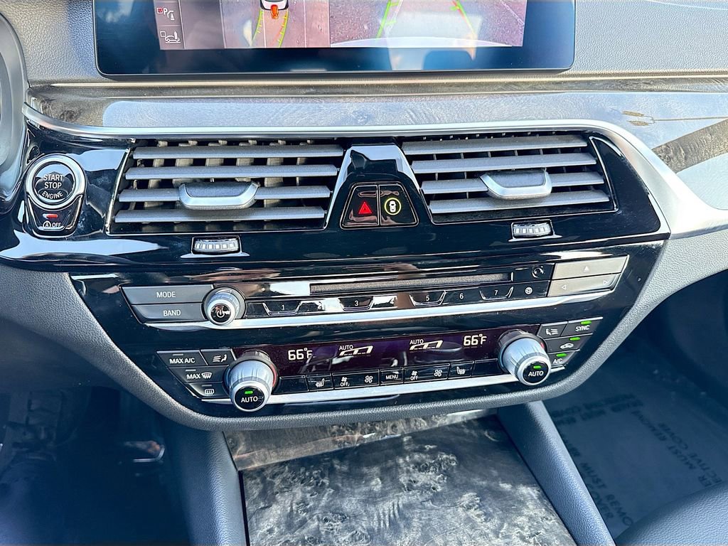 Used 2019 BMW 540i xDrive w/ Convenience Package image 34