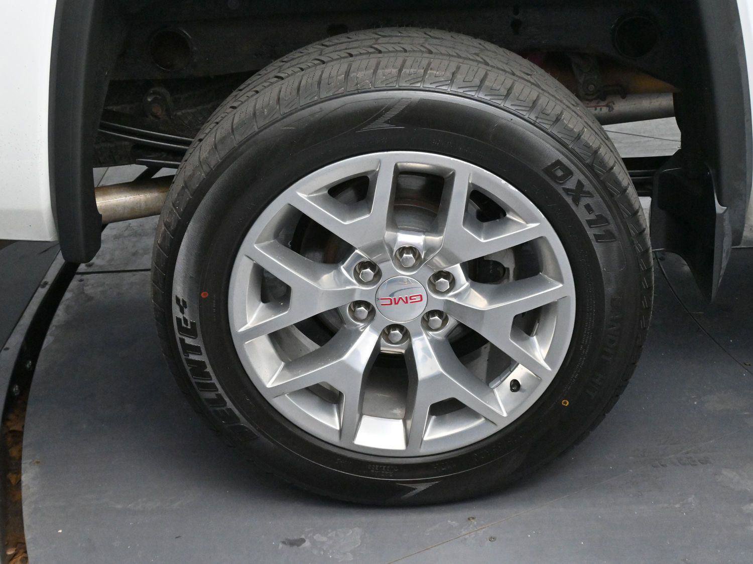 Used 2018 GMC Sierra 1500 SLT w/ SLT Premium Package image 31