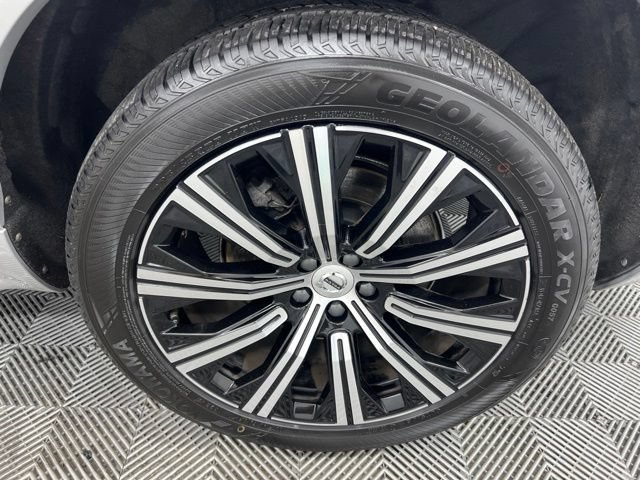 Used 2023 Volvo XC90 B6 Plus AWD/4WD image 11