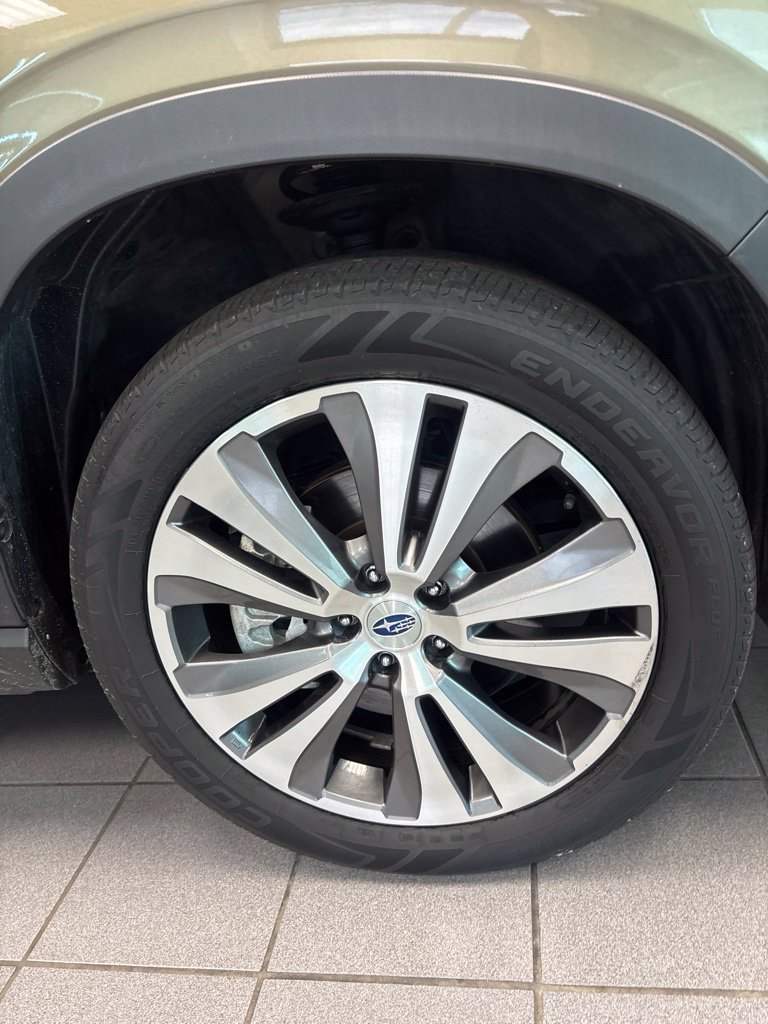 Used 2022 Subaru Ascent Touring AWD/4WD image 11