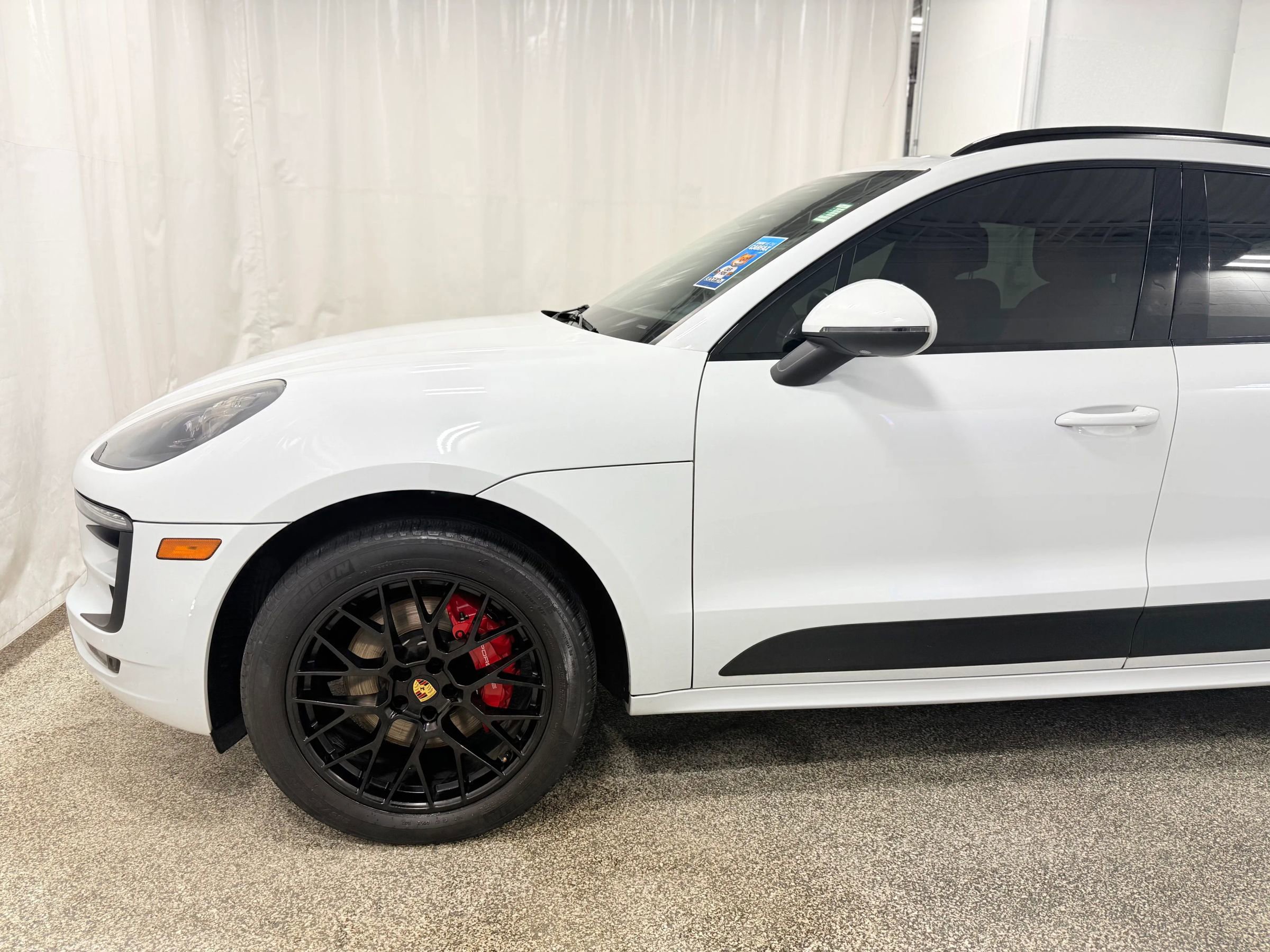 Used 2018 Porsche Macan GTS image 4