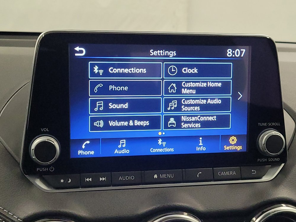 Used 2025 Nissan Sentra SV FWD image 25