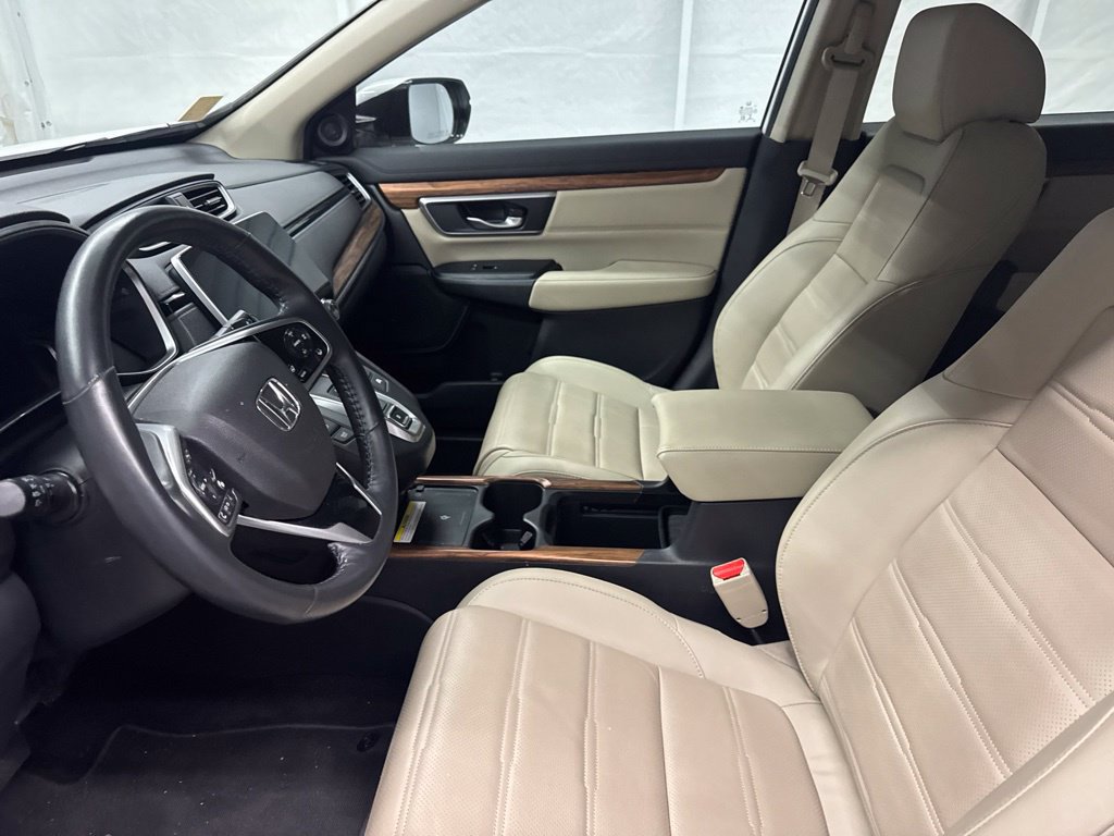 Used 2022 Honda CR-V Touring image 4