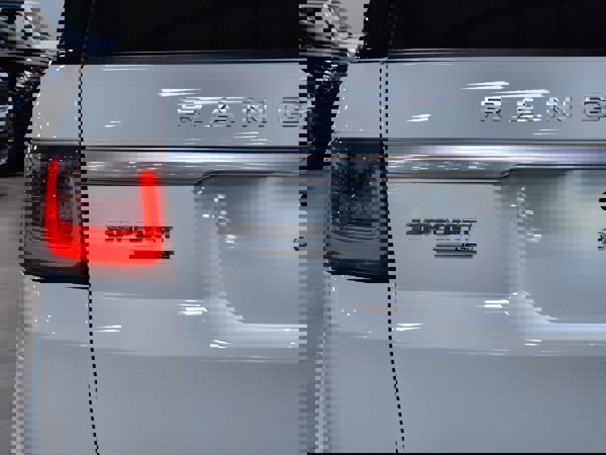 Used 2019 Land Rover Range Rover Sport HSE image 20