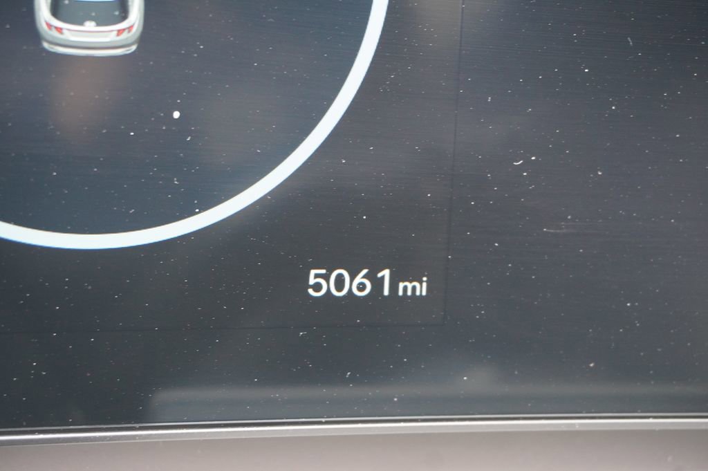 Used 2025 Hyundai Tucson Limited image 9