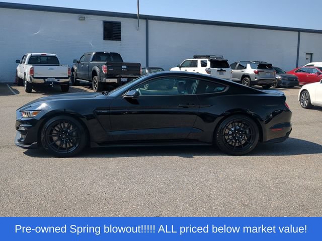 Used 2016 Ford Mustang Shelby GT350 w/ Technology Package RWD image 10