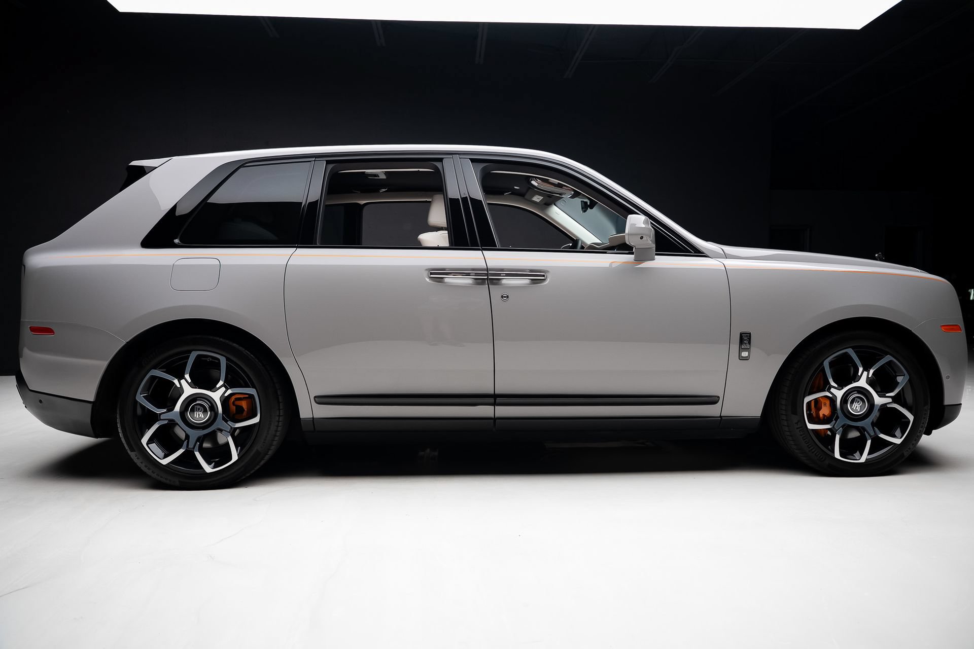 Used 2024 Rolls-Royce Cullinan Black Badge w/ Driver's Package AWD/4WD image 37
