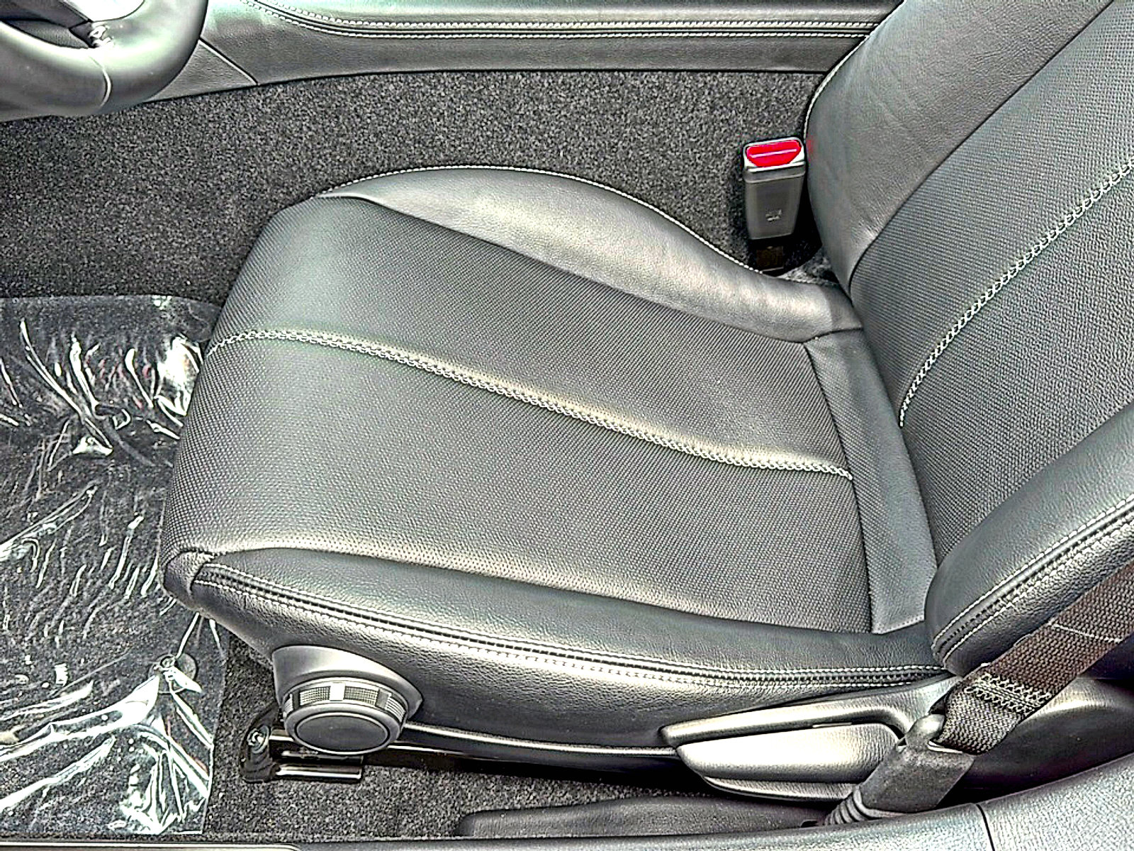 New 2026 MAZDA MX-5 Miata RF Grand Touring RWD image 12