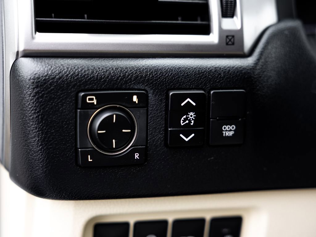 Used 2023 Lexus GX 460 Premium image 33