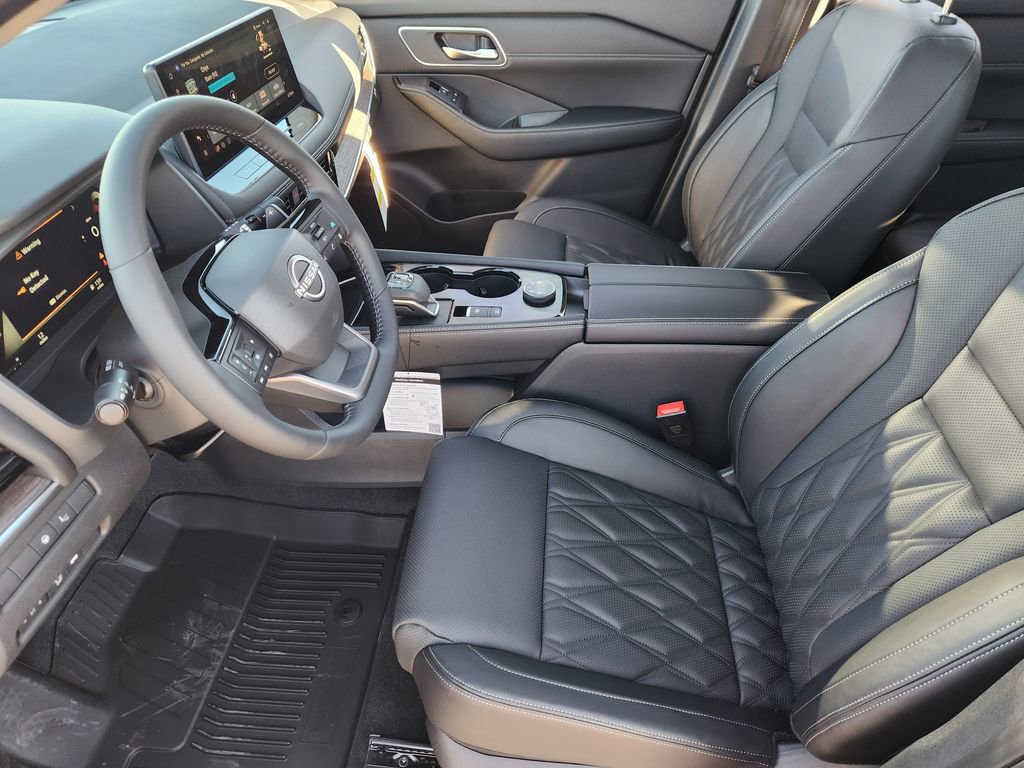 New 2026 Nissan Rogue Platinum w/ Platinum Premium Package image 9