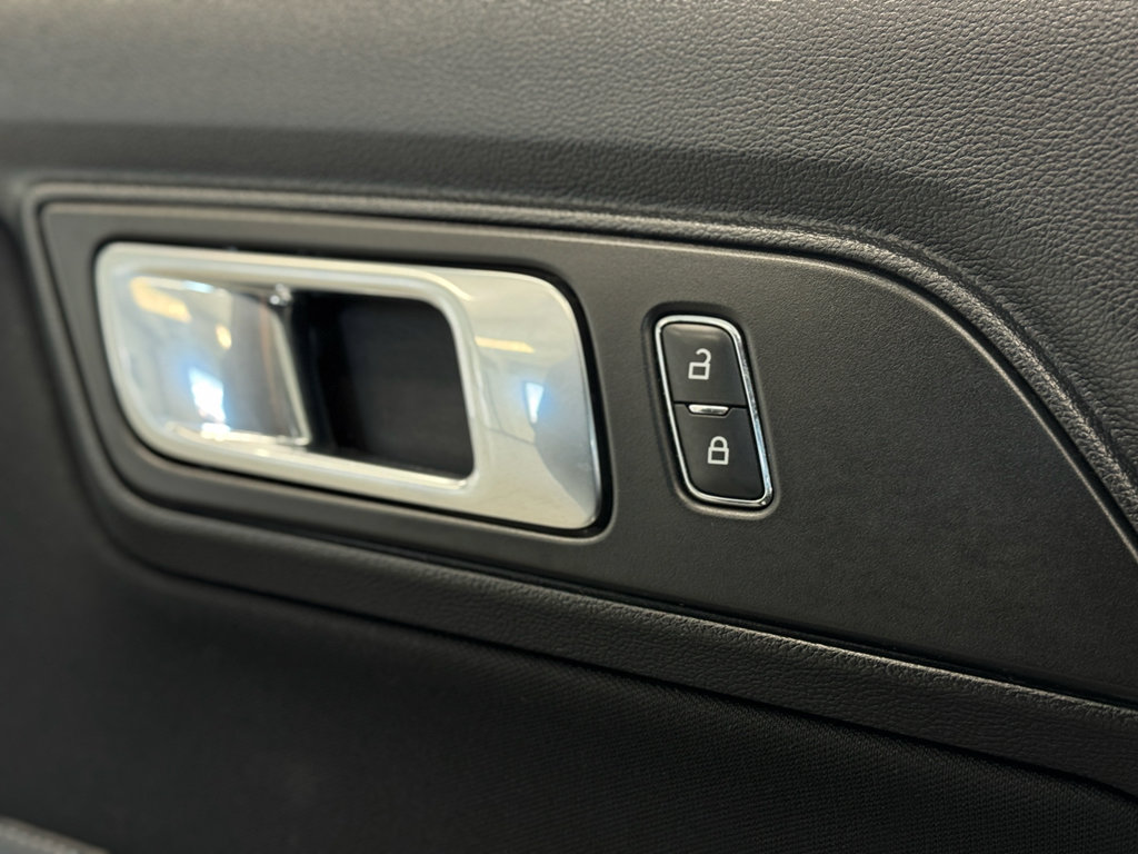 Used 2021 Ford Mustang EcoBoost w/ 2.3L High Performance Package image 17