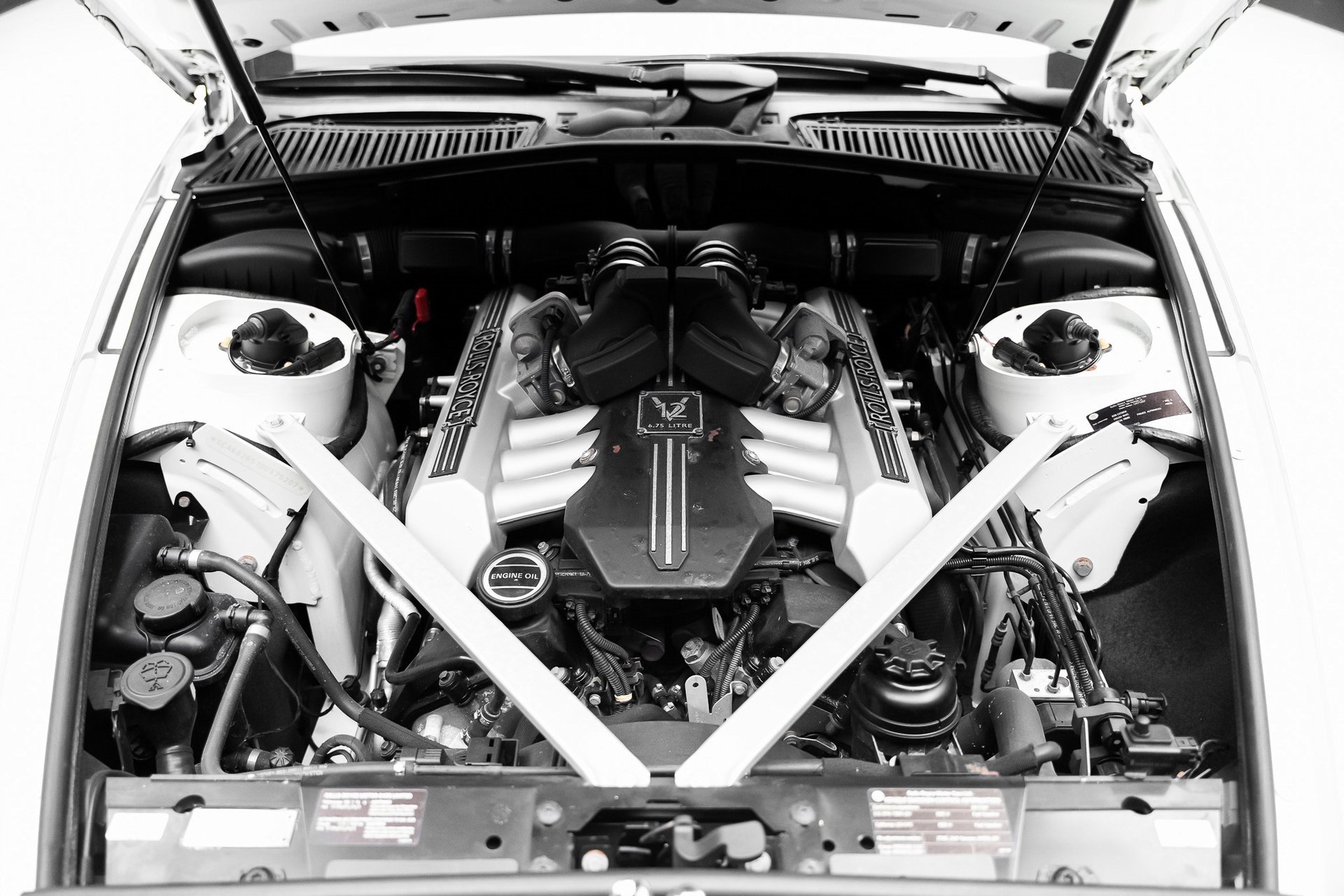 Used 2013 Rolls-Royce Phantom Drophead Coupe image 74