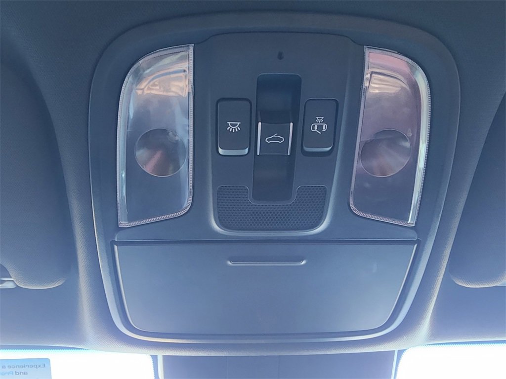 Used 2018 Kia Stinger GT2 image 23