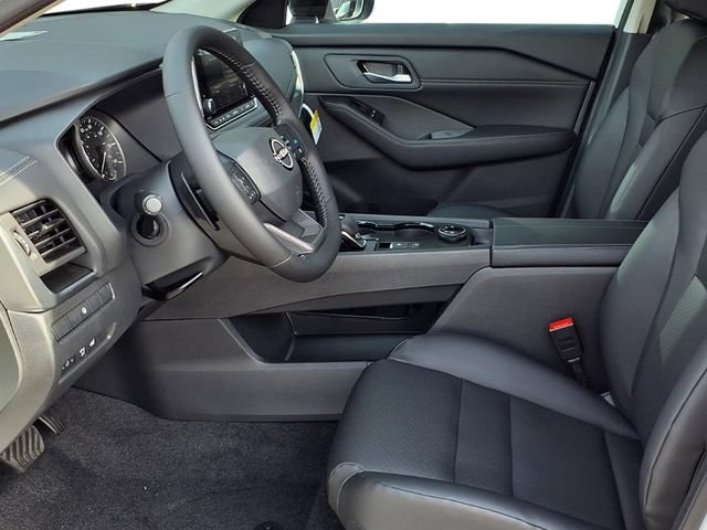 New 2026 Nissan Rogue Dark Armor AWD/4WD image 11