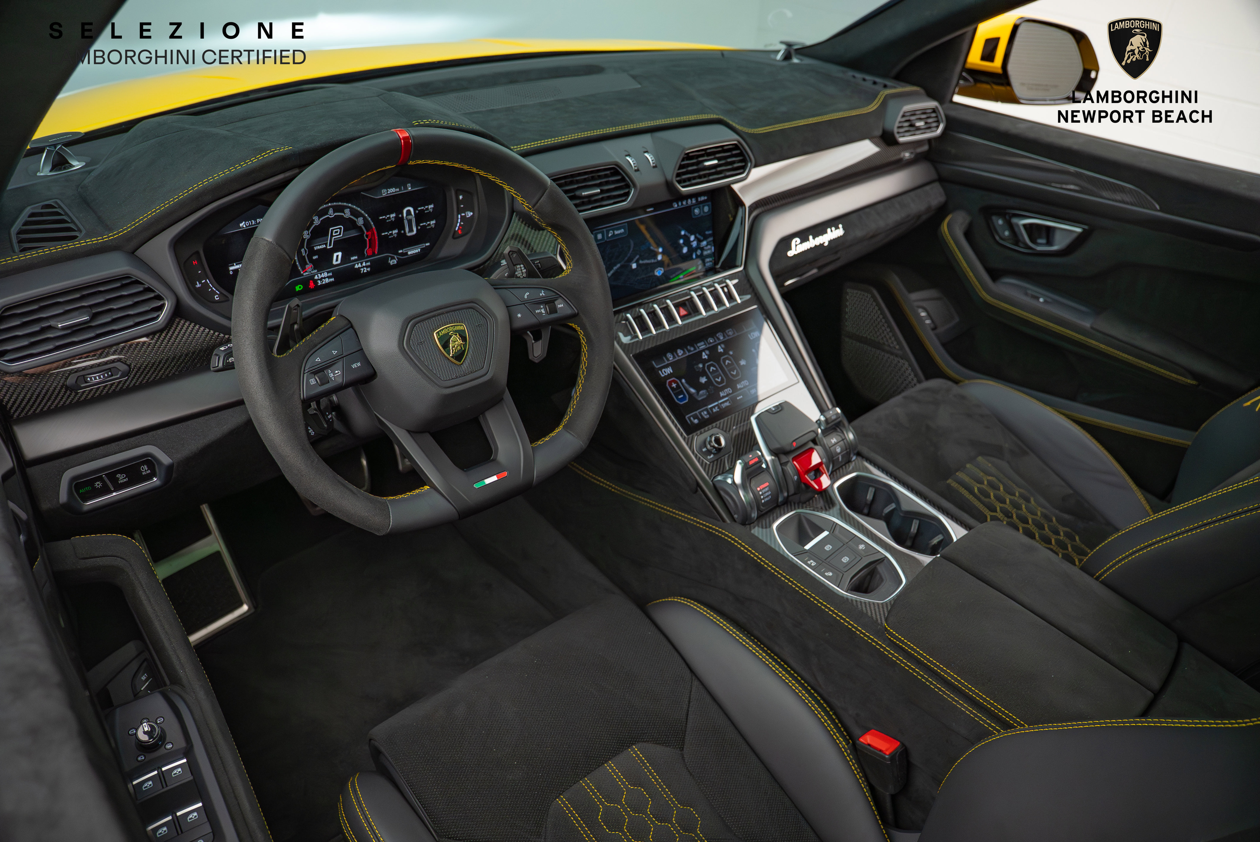 Used 2024 Lamborghini Urus Performante image 20