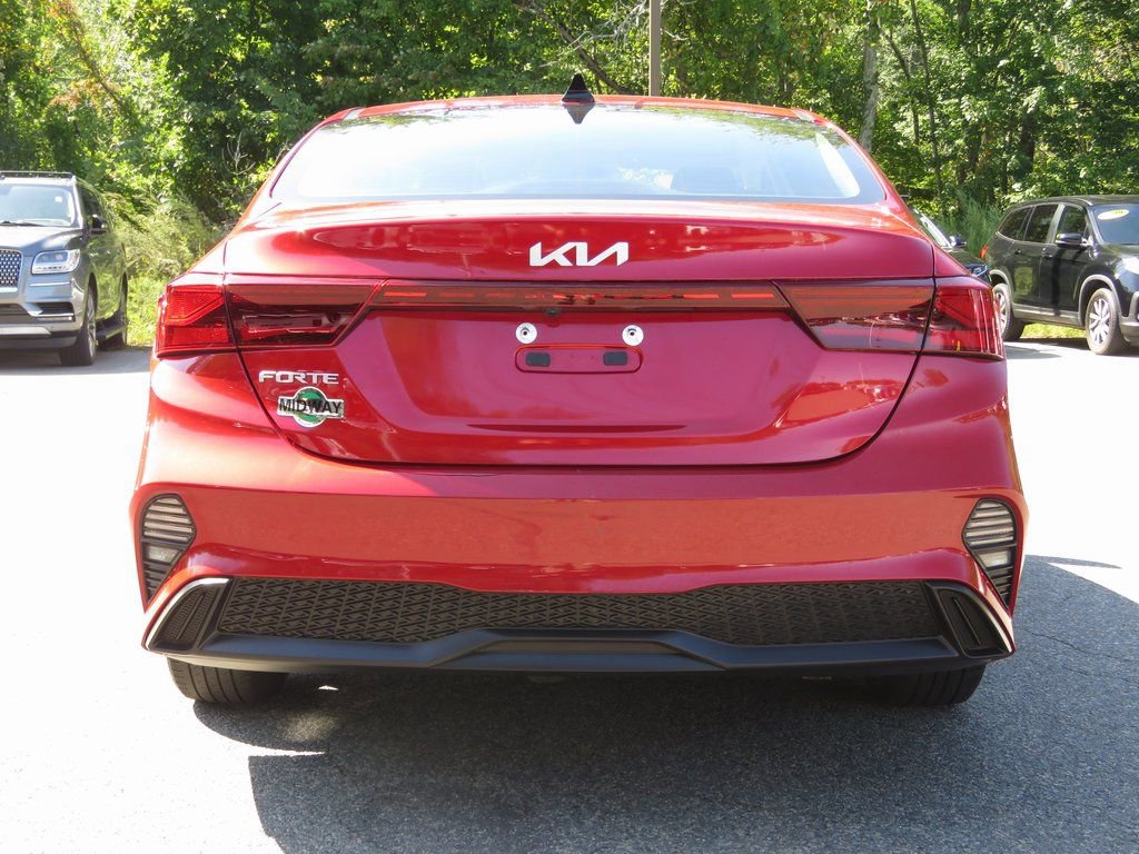 Used 2023 Kia Forte LXS w/ LXS Technology Package image 7