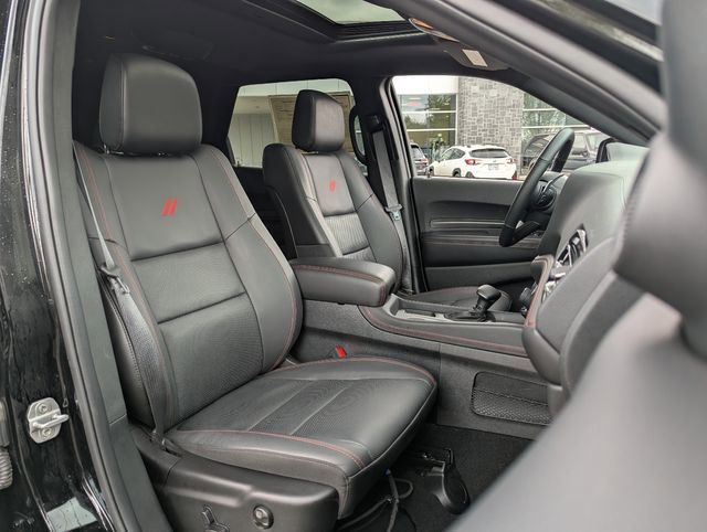 Used 2025 Dodge Durango GT AWD/4WD image 41