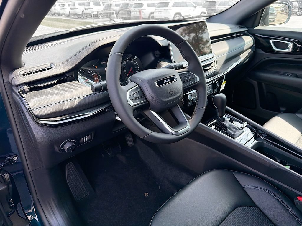 New 2026 Jeep Compass Latitude AWD/4WD image 14