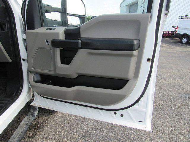 Used 2021 Ford F450 XL w/ Power Equipment Group RWD image 9