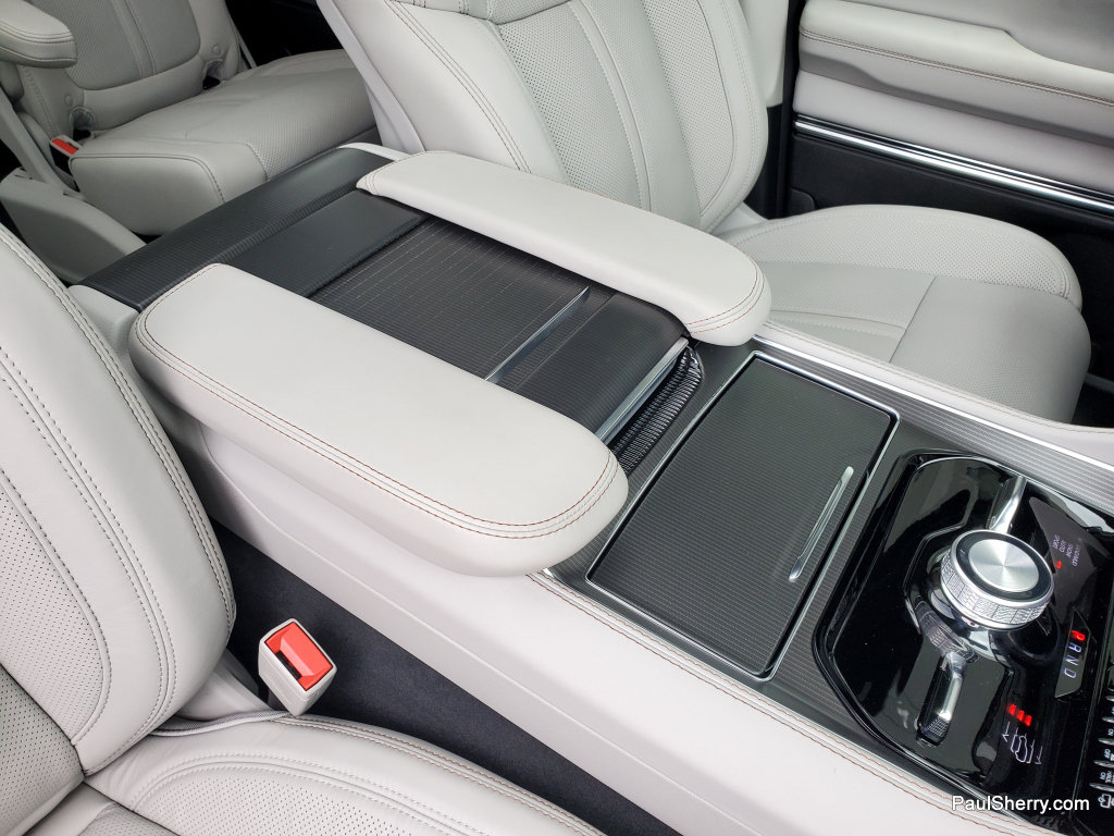 New 2026 Jeep Grand Wagoneer L Summit AWD/4WD image 46