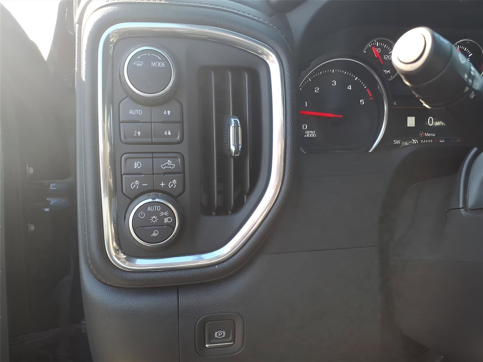 Used 2023 Chevrolet Silverado 2500 LTZ image 20