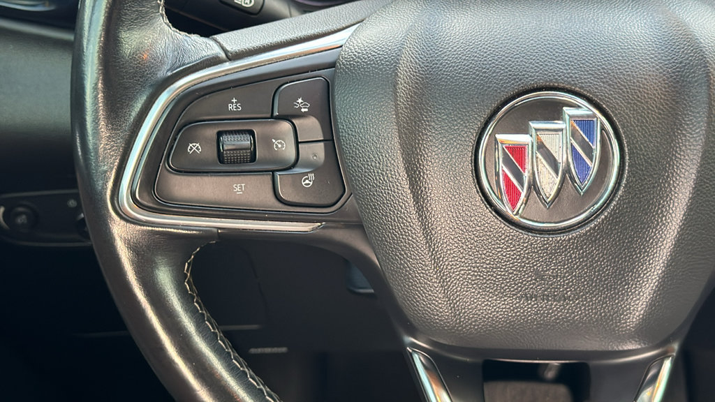 Used 2020 Buick Encore GX Essence FWD image 29