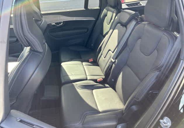 Used 2025 Volvo XC90 T8 Ultra w/ Protection Package Premier AWD/4WD image 5