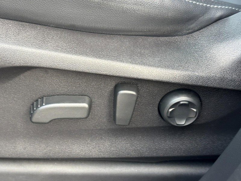 Used 2023 Subaru Ascent Limited w/ Technology Package image 25