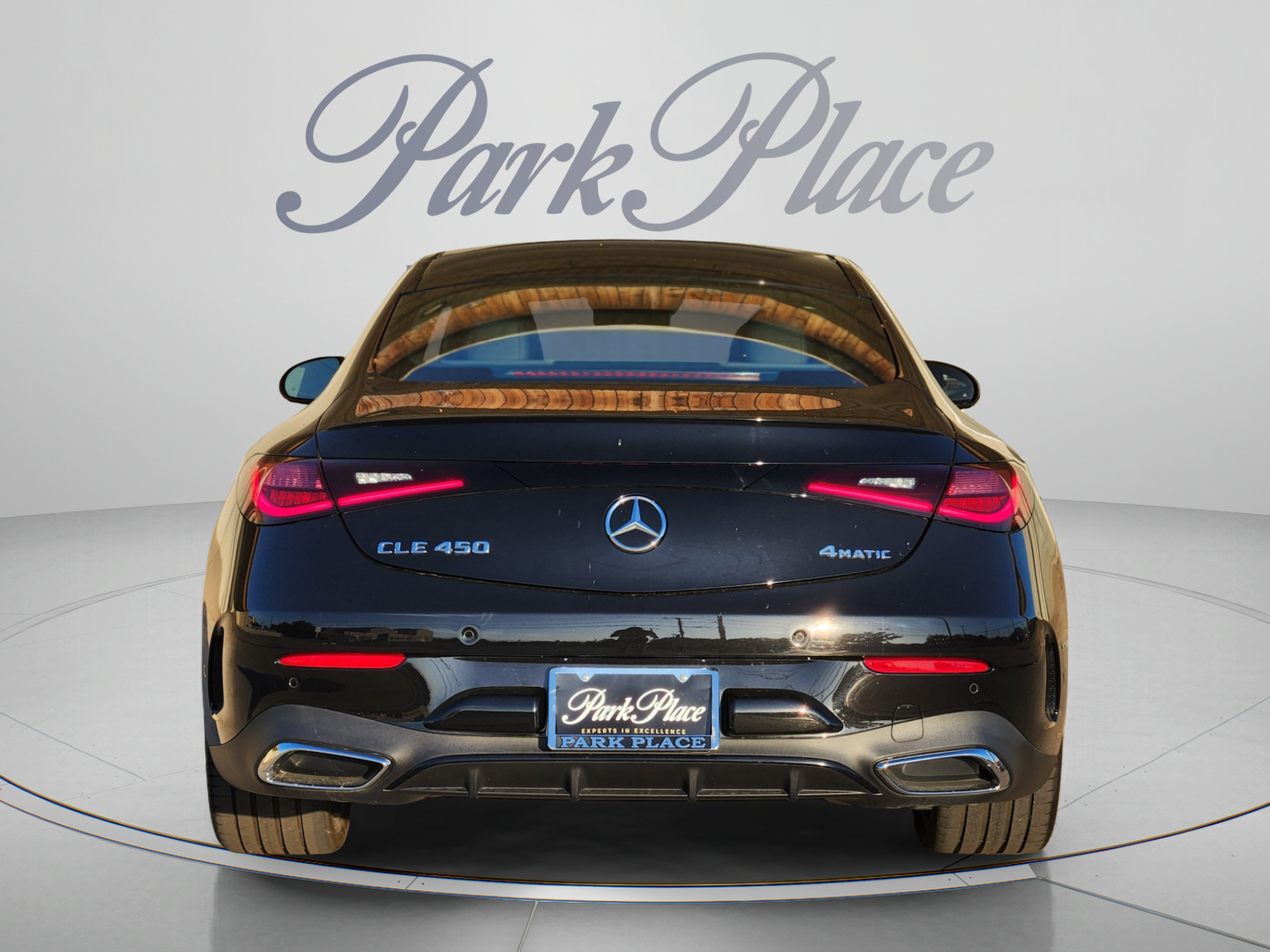 Used 2024 Mercedes-Benz CLE 450 4MATIC Coupe image 4