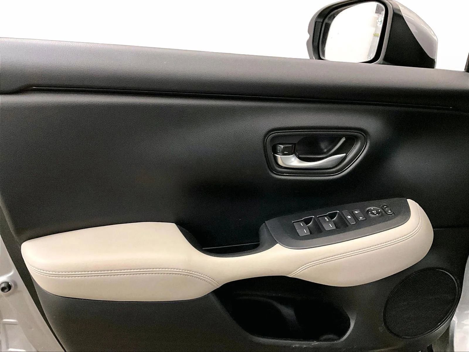 Used 2024 Honda HR-V LX image 22