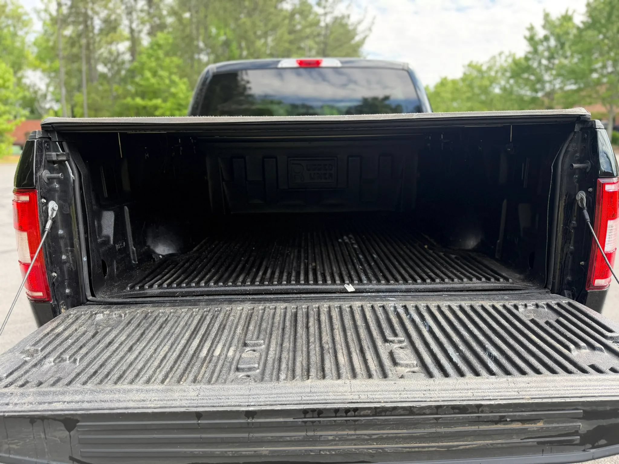 Used 2019 Ford F150 XLT AWD/4WD image 32