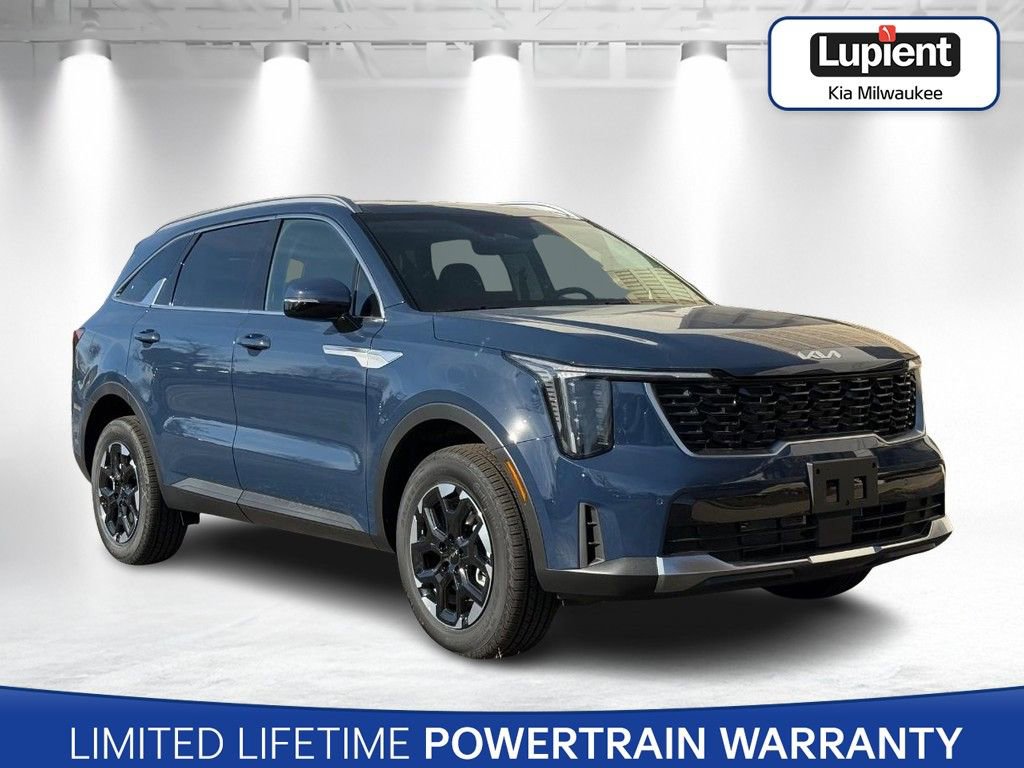 New 2026 Kia Sorento S w/ S Panoramic Sunroof Package