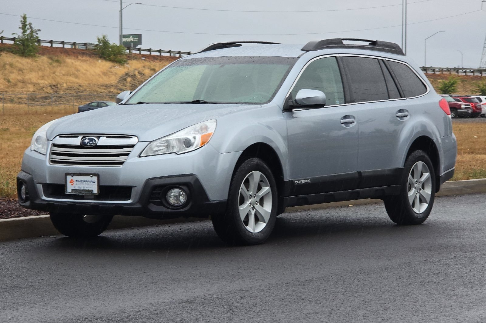 Used 2013 Subaru Outback 2.5i Premium AWD/4WD image 7