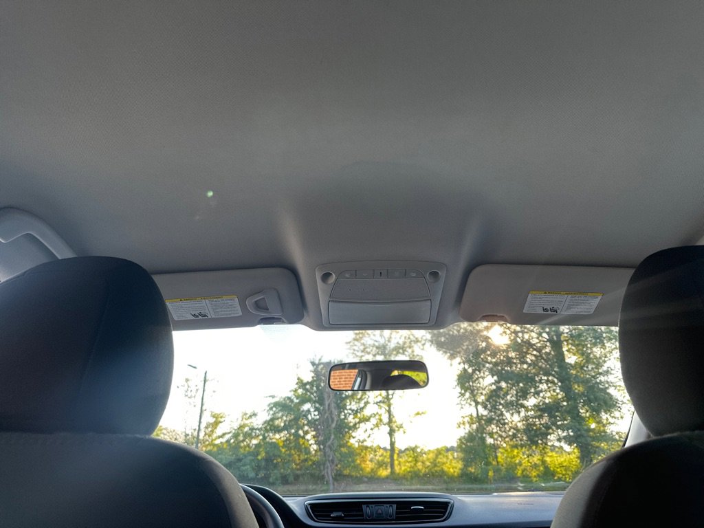 Used 2019 Nissan Rogue Sport S image 29