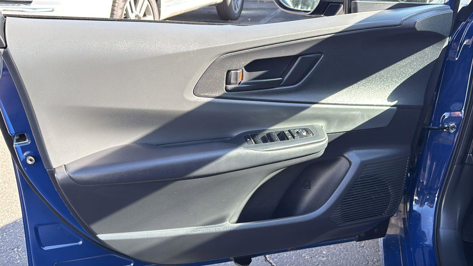 Used 2024 Toyota Prius LE image 8