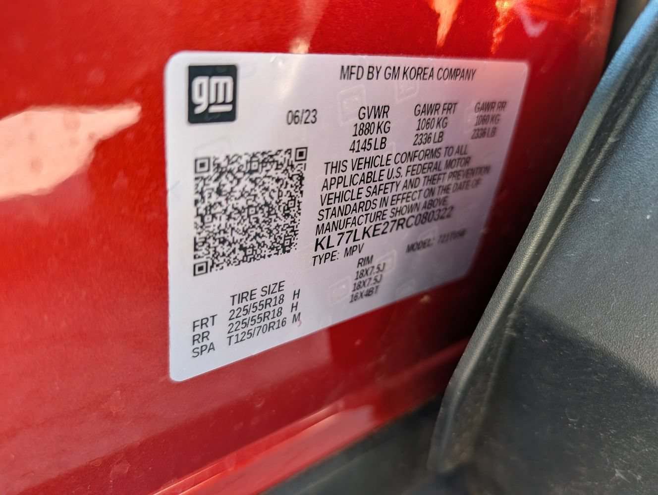 Used 2024 Chevrolet Trax ACTIV w/ Sunroof Package FWD image 24