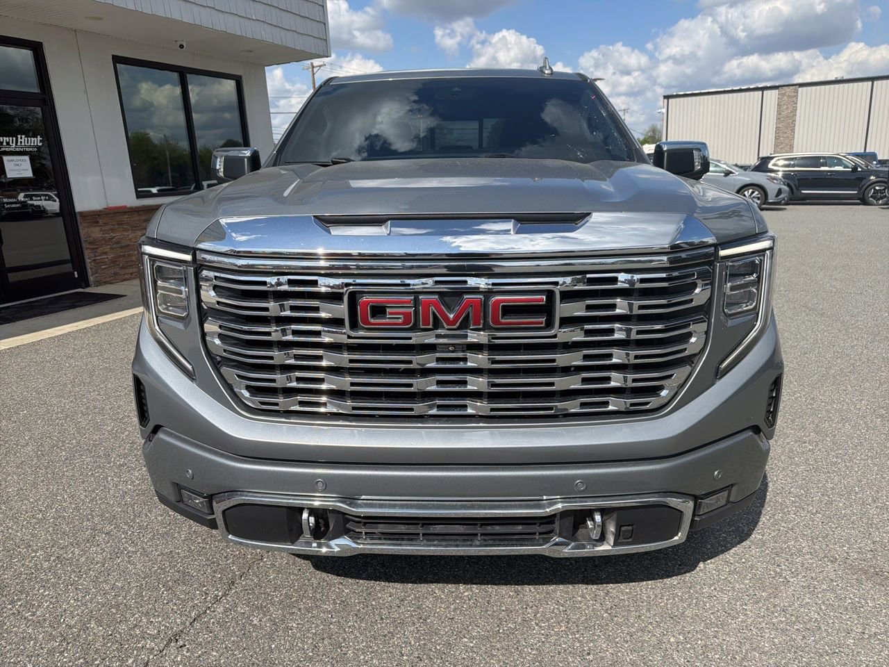 Used 2023 GMC Sierra 1500 Denali w/ Denali Reserve Package image 9