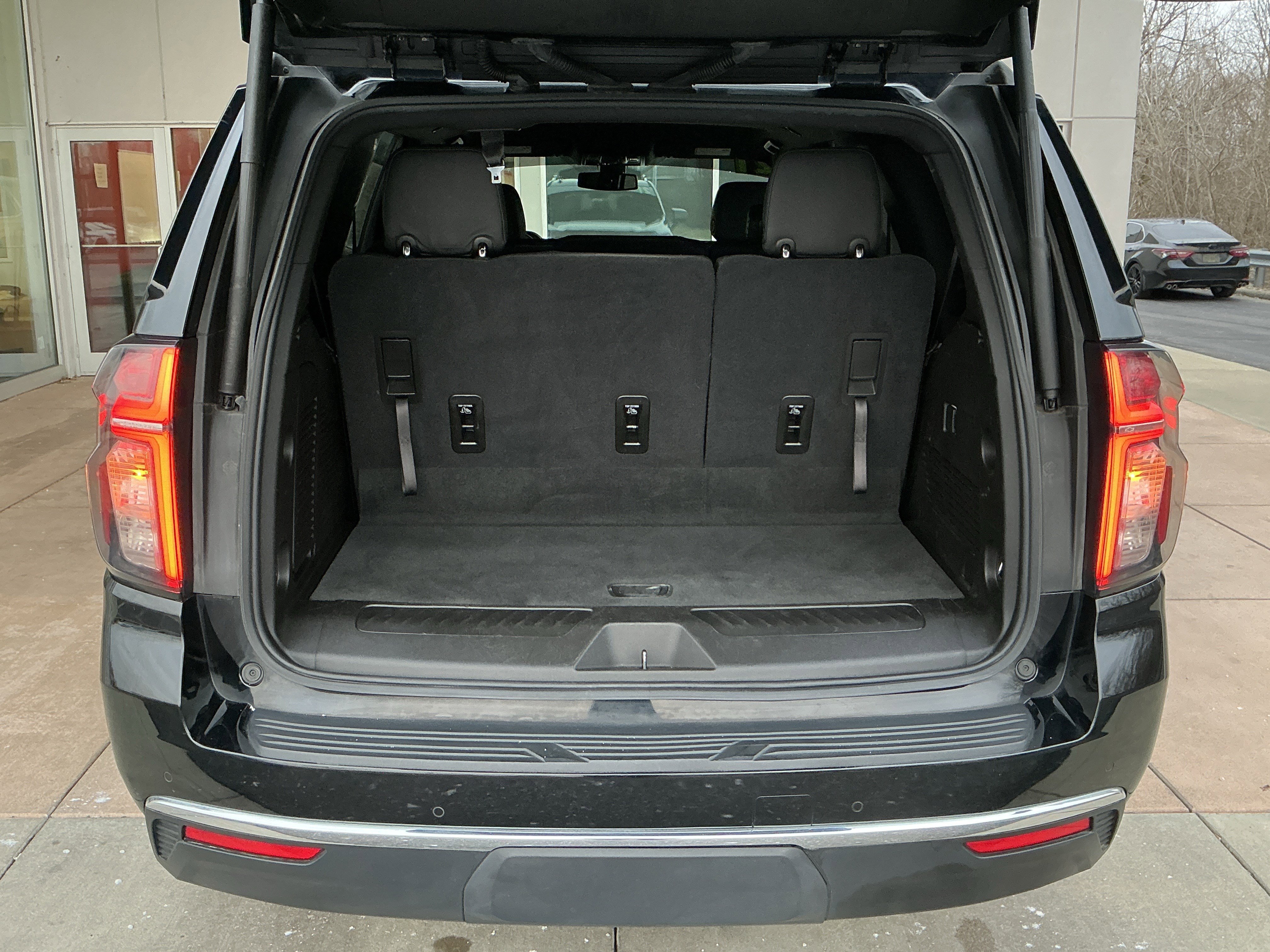 Used 2021 Chevrolet Tahoe LT image 24