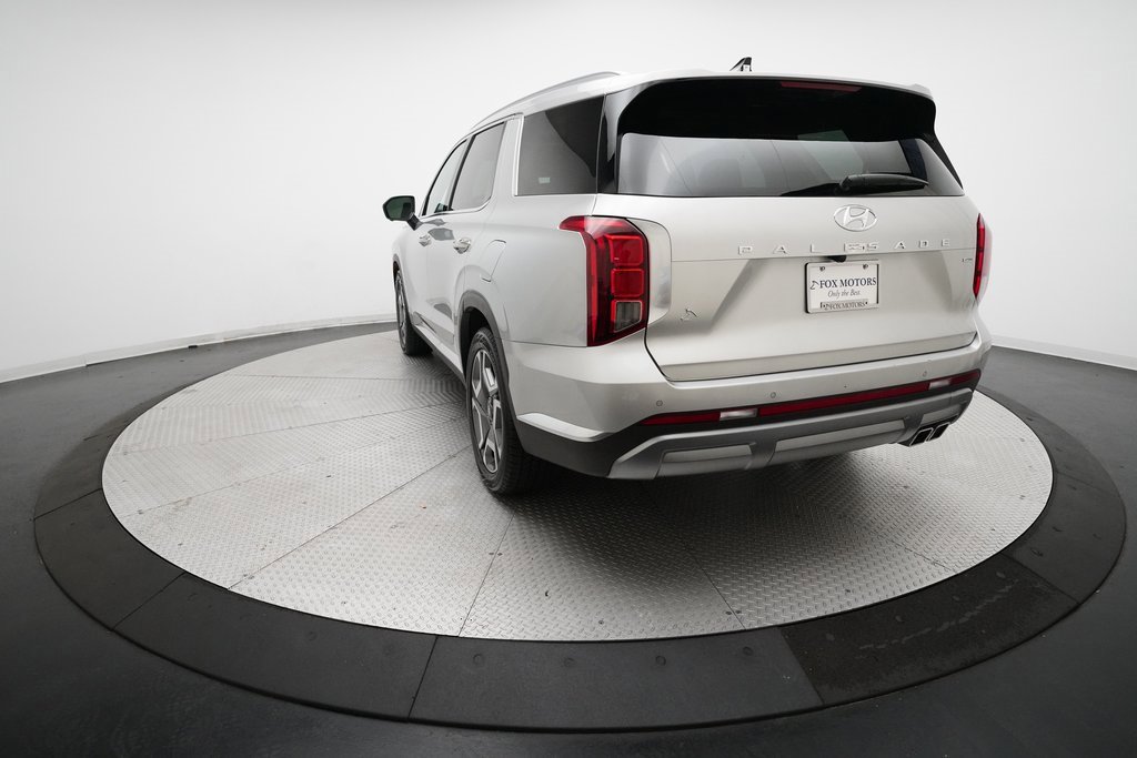 Used 2024 Hyundai Palisade Limited image 35