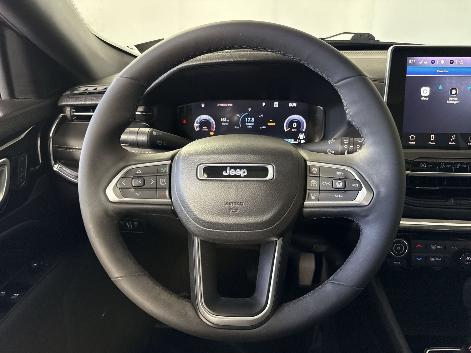 Used 2023 Jeep Compass High Altitude w/ Driver Assist Group I AWD/4WD image 16