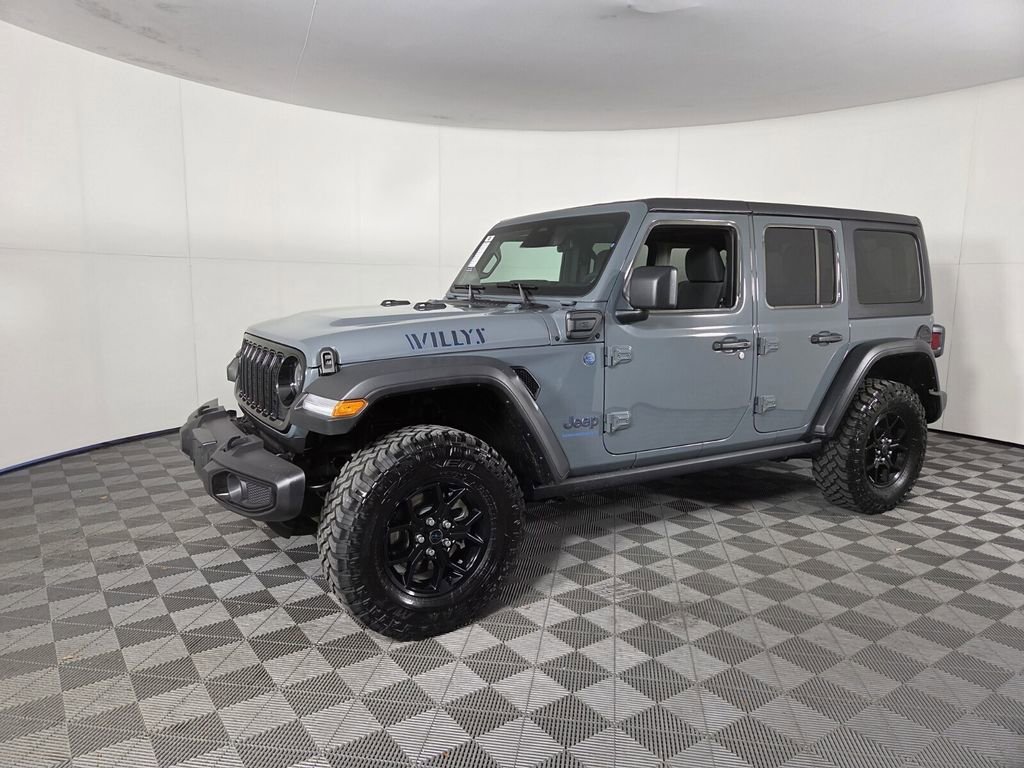 Certified 2025 Jeep Wrangler Willys image 9