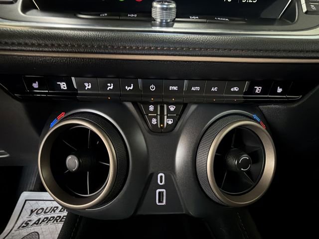 Certified 2024 Chevrolet Blazer Premier AWD/4WD image 19