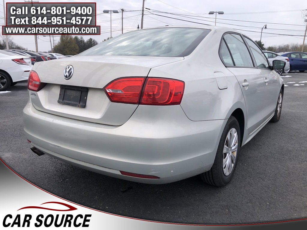Used 2011 Volkswagen Jetta Sedan image 5