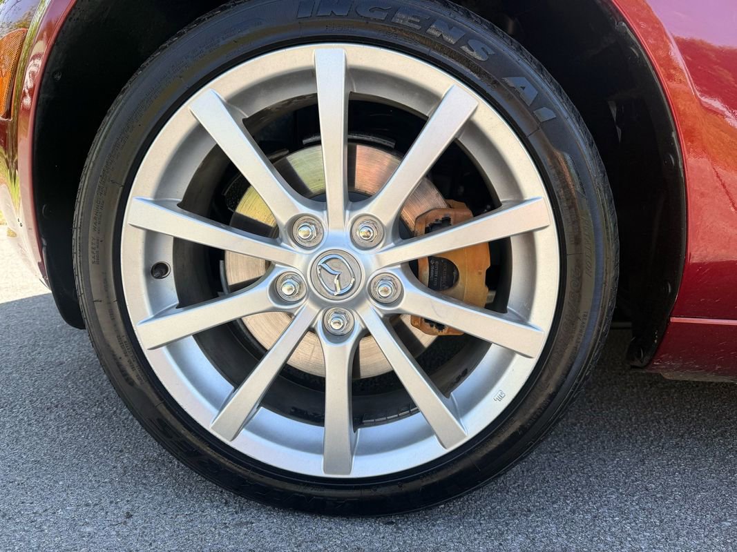 Used 2006 MAZDA MX-5 Miata Grand Touring w/ Premium Pkg RWD image 13