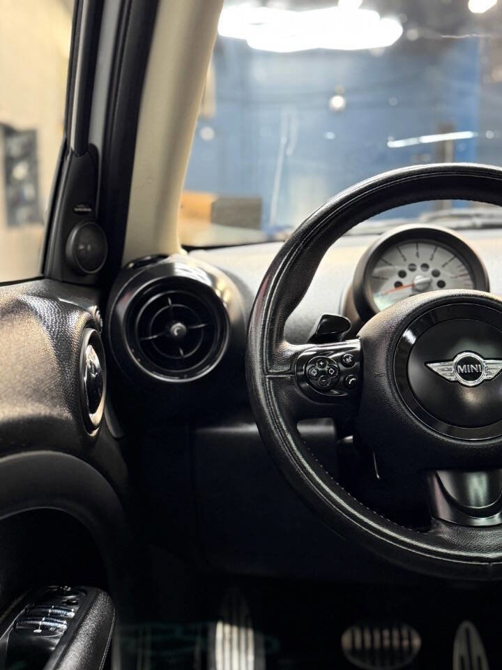 Used 2014 MINI Cooper Countryman S w/ Premium Package image 10