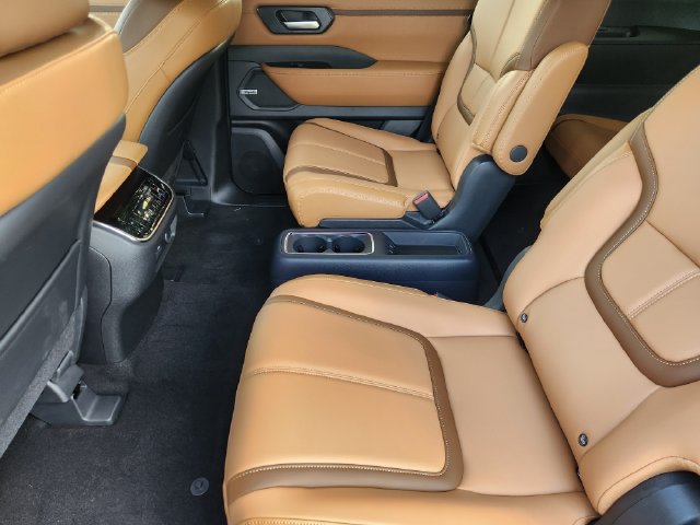 New 2026 Nissan Armada SL w/ Captain's Chari Seat Package AWD/4WD image 25