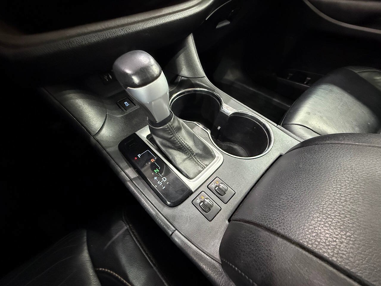 Used 2014 Toyota Highlander XLE AWD/4WD image 21